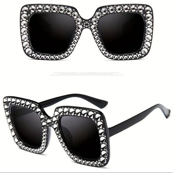 Unisex Luxury Oversized studded sunglasses main image 7
